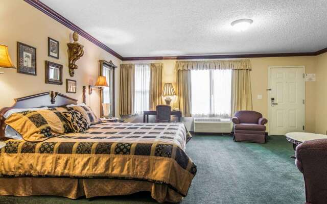 Quality Inn & Suites Manitou Springs at Pikes Peak