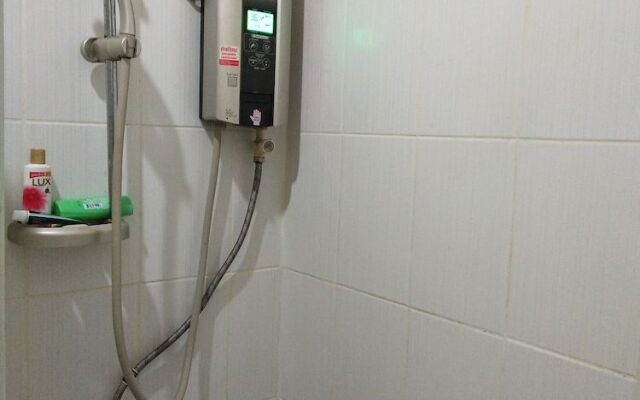 Penthai Hostel
