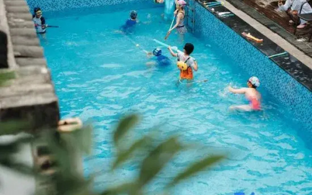 Chaji Shanju Holiay Hotel (Nanjing Laoshan Bulao Village Store)