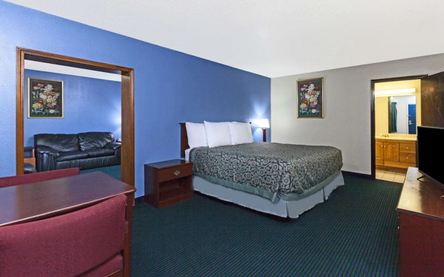 Days Inn By Wyndham Oklahoma City Fairground