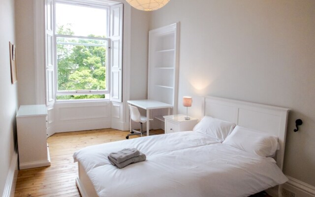 Silver Lining - Luxury Thirlestane Road