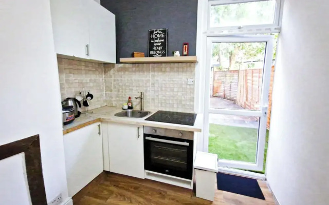 Cosy Affordable Near Central -up2 4 People/netflix