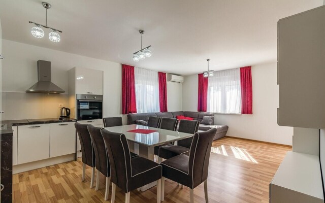 Nice Home in Medulin With Wifi and 3 Bedrooms