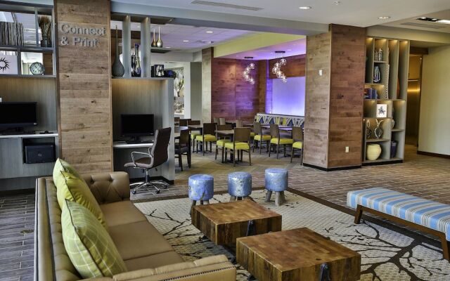 Fairfield Inn & Suites by Marriott Savannah Midtown