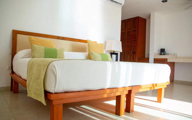 Casa Melissa - Near Yucatek Divers