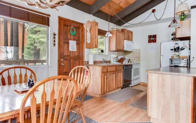 Cherry Hills Cabin - Sleeps 6, No Pets, Family Fun!