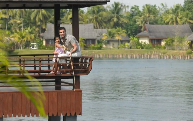Radisson Plaza Resort & Spa