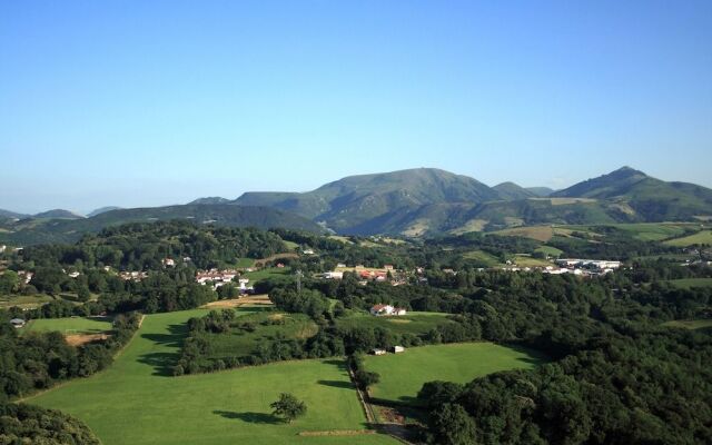 Hotel Club Vacanciel Cambo Les Bains