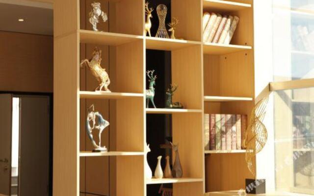 GreenTree Inn Select Hotel (Jiaxiang Railway Station)