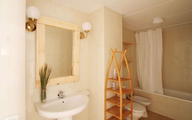 Apartment Pins I Mar Cambrils