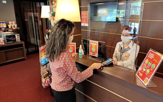 Hotel 10 Aparecida de Goiania