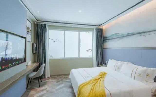 Mingxiang Hotel