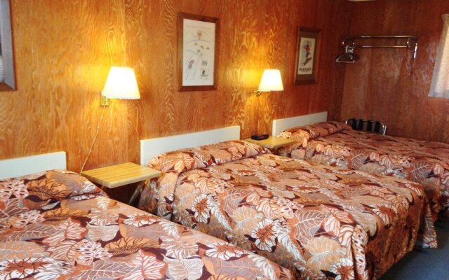 Indianhead Ironwood Motel