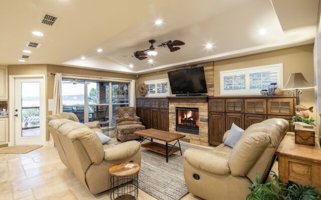 Hummingbird Hideaway 4 Bedroom Home