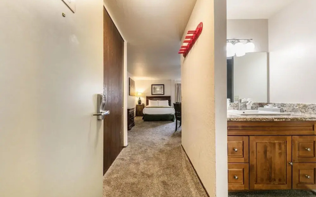 113 Bldg B 1 Bedroom Studio