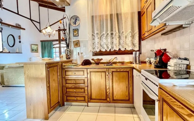 Villa Xanthi in Doctor s Area