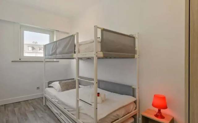 Charming Apartment Near the Beach