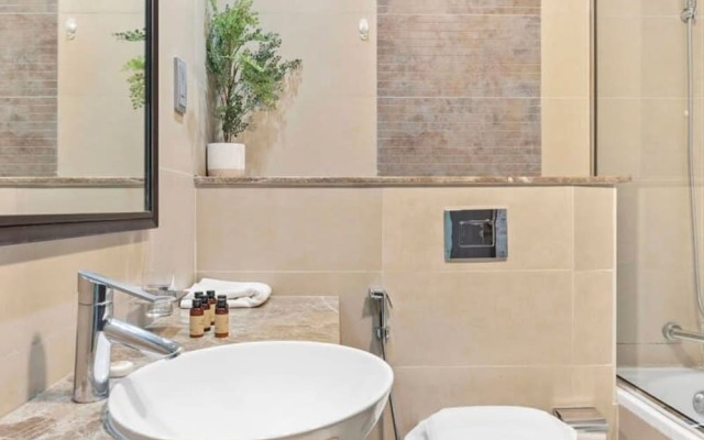 Silkhaus Modern Studio in Difc Business Ideal