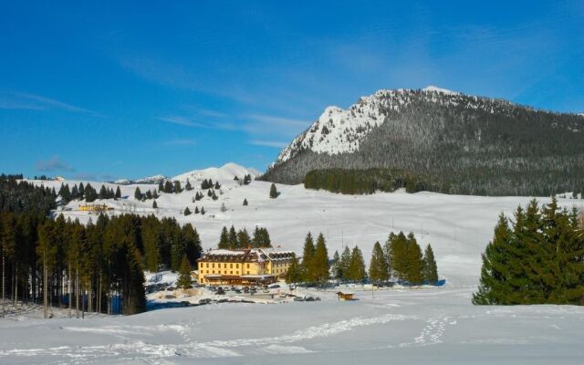 Hotel Vezzena