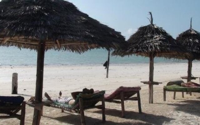 Helwa Zanzibar Beach Bungalows