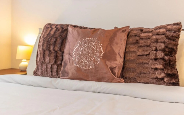 2BR Luxurious Apartment in the Centre of Edgbaston