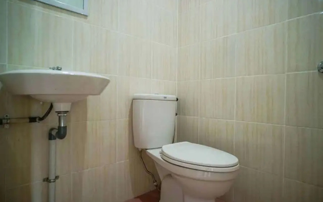 RedDoorz @ Bukit Palma Surabaya