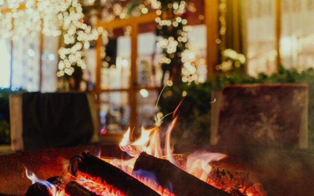 Semeen hotel i restorant Rajski zaliv