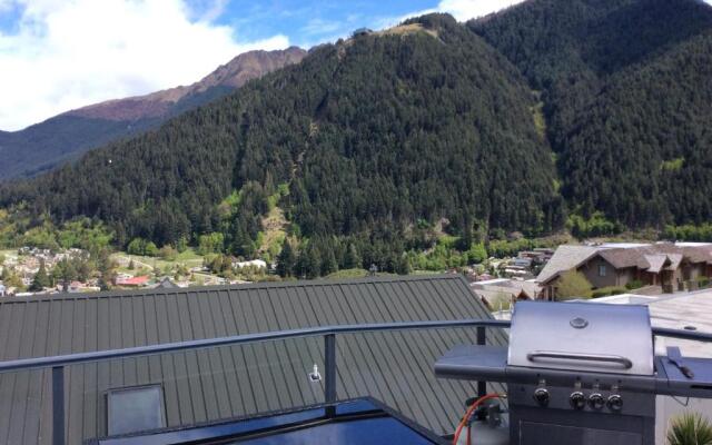 The Queenstown Bothy