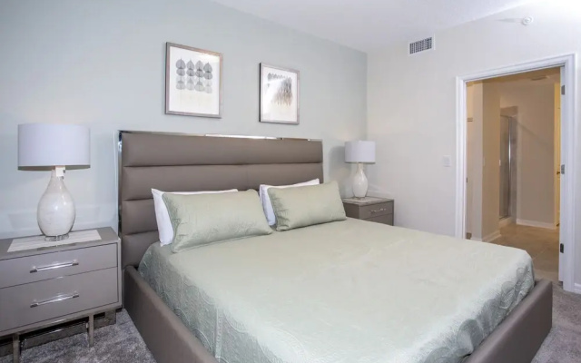 303 Apt Storey Lake 61595/62624