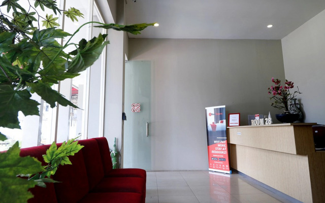 RedDoorz Plus @ Kapuk Business Park