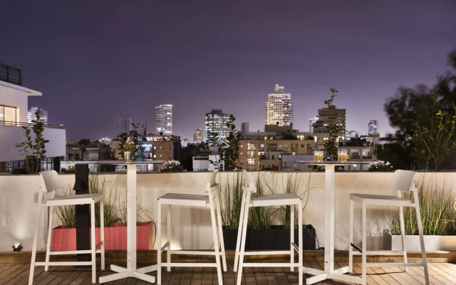Jacob Shenkin Hotel