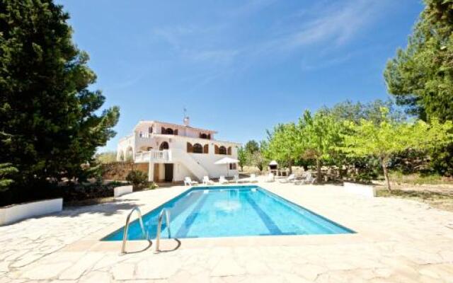 Los Olivos - Three Bedroom