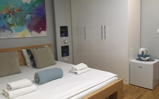 L9 Top Central Rooms And Apartments 2