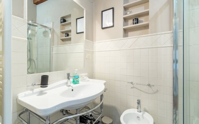 HouSmart San Mamolo 6