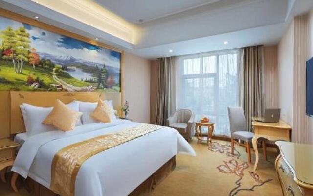 Vienna Hotel Jiangsu Nanjing Olympic Sports Center