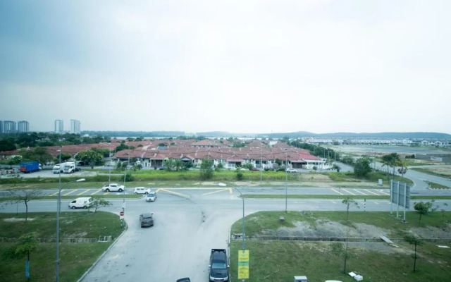 Saujana City Hotel by ZEN Rooms