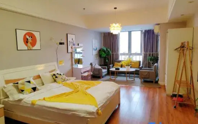 No.8 Apartment (Swanhu Wanda Shop)