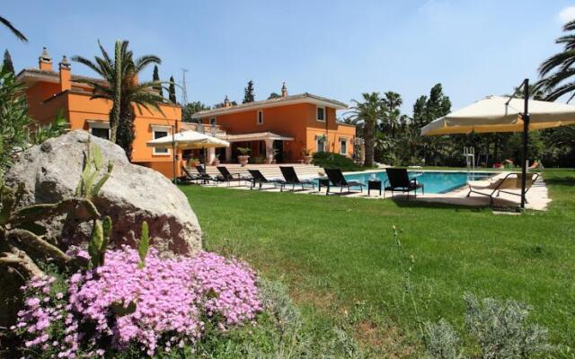 Villa Kaos
