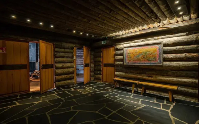 Saarikejo Log Chalet