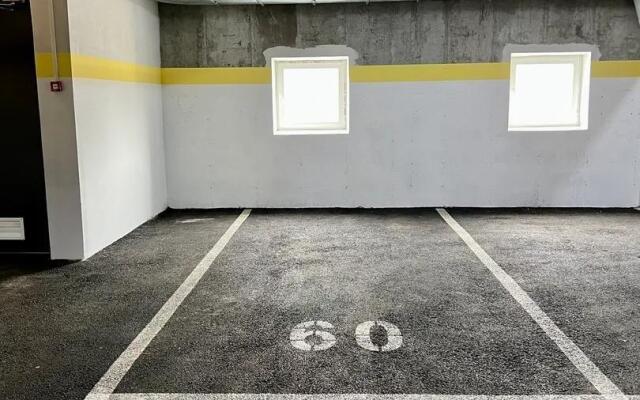 Апартаменты на улице Нестерова 1