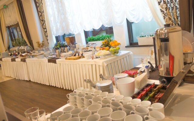 Regency Hotel