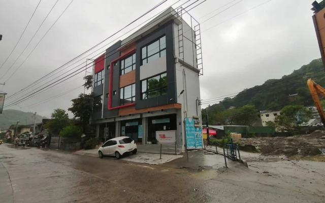 Capital O 811 Tri A's Building
