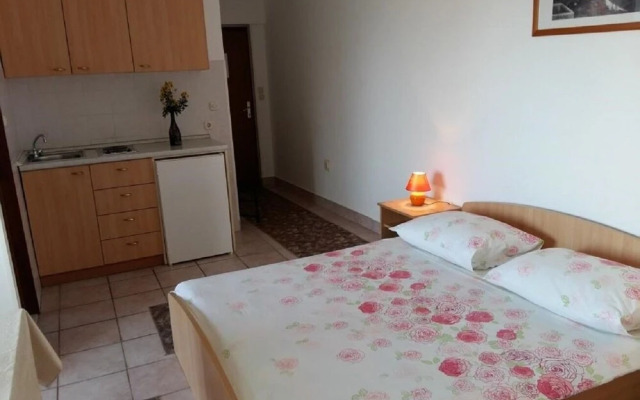 Edi - 40 m From Beach - SA3