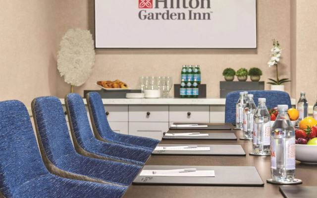 Hilton Garden Inn Carlsbad Beach