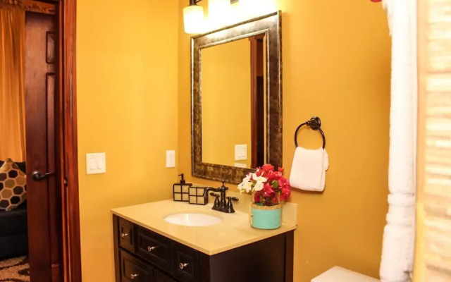 Rock Point Villas Vacations Rentals Sandy Bay, Roatan, Honduras.c.a