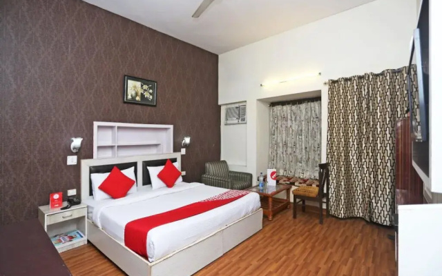 Chirag Residency By OYO Rooms