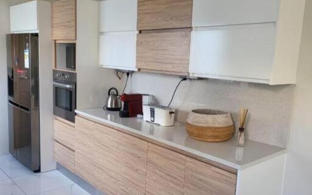 luxury cheerful 4 bedrooms villa in Calodyne