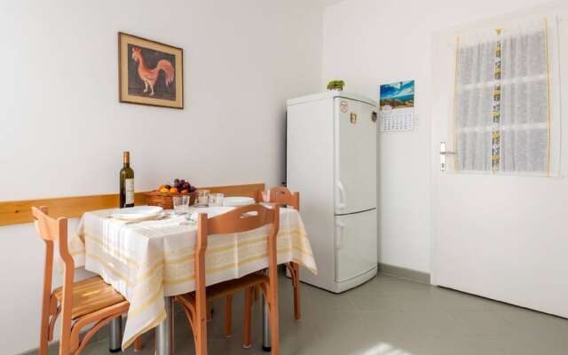 Cosy Apartment in Malinska With Barbecue
