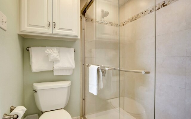Seascape 2314 2 Bedroom Condo by RedAwning