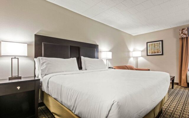 Clarion Inn Pittsburgh Cranberry